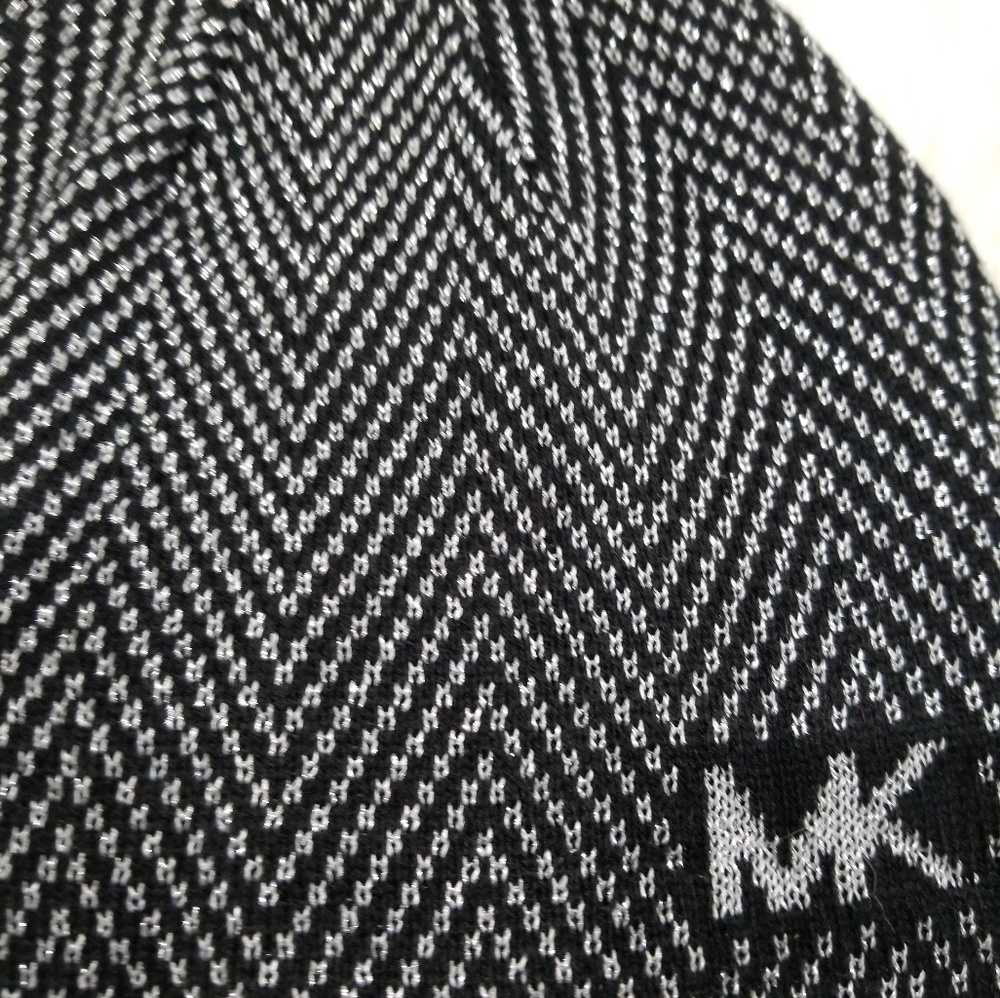 Michael Kors Black Silver Metallic Beanie - Picture 2 of 2